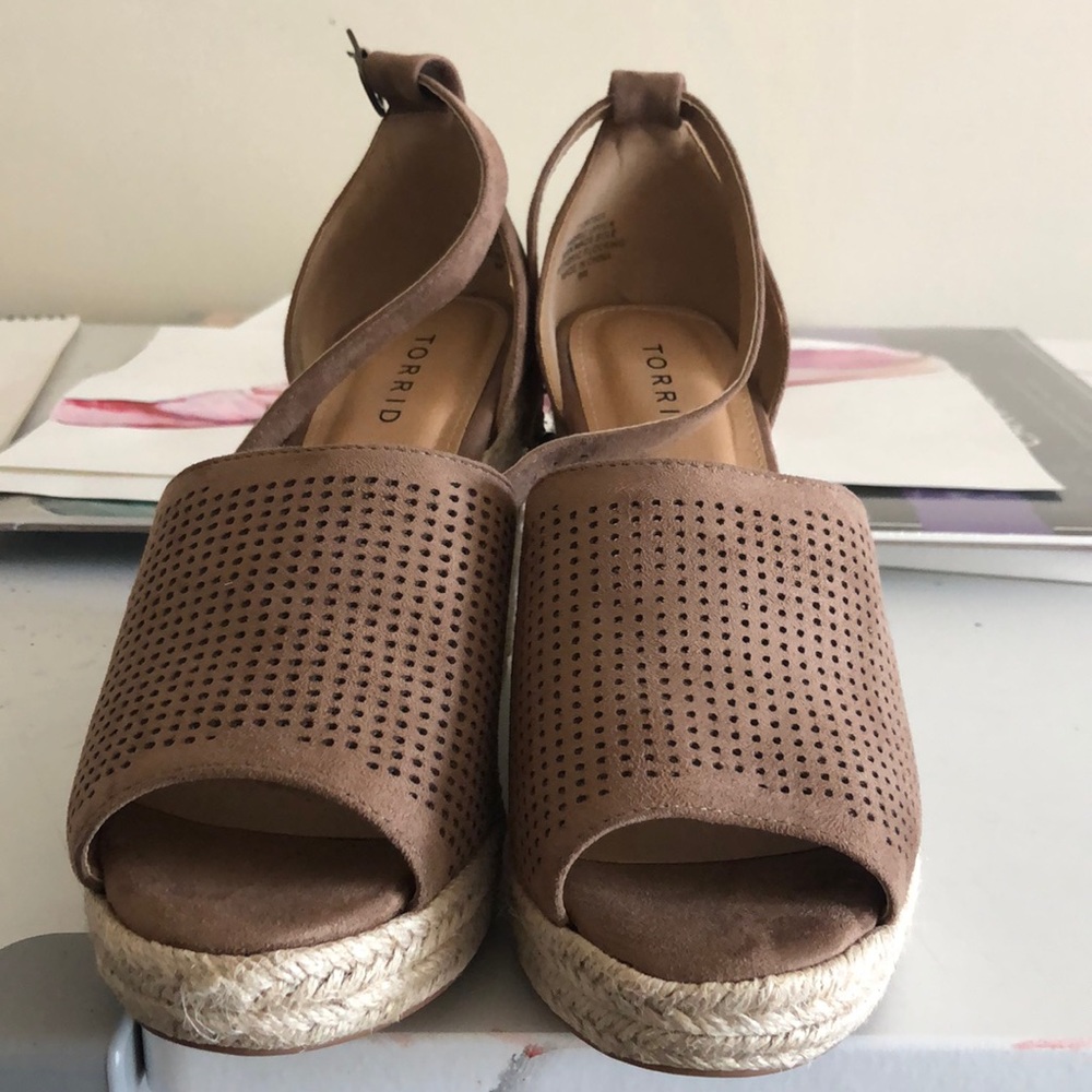 Wedges - Picture 3 of 3